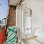 Lumineux Avec Balcon Et Parking A Deux Pas De La - Fr-1-788-56 Apartment
