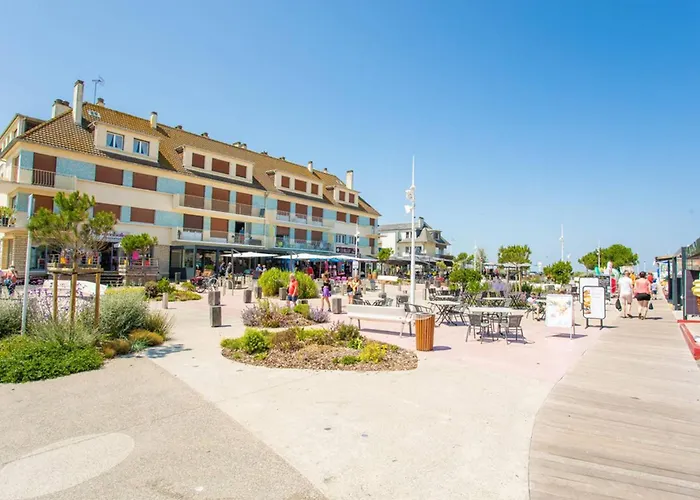 Lumineux Avec Balcon Et Parking à Deux Pas De La - Fr-1-788-56 Apartamento