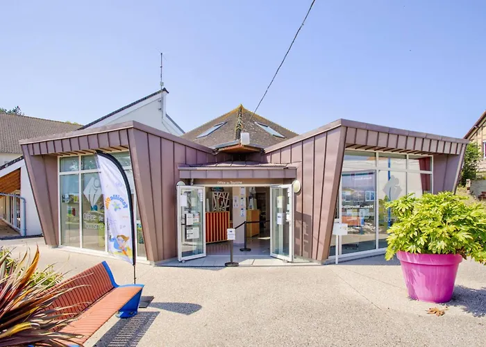 Lumineux Avec Balcon Et Parking à Deux Pas De La - Fr-1-788-56 Apartamento